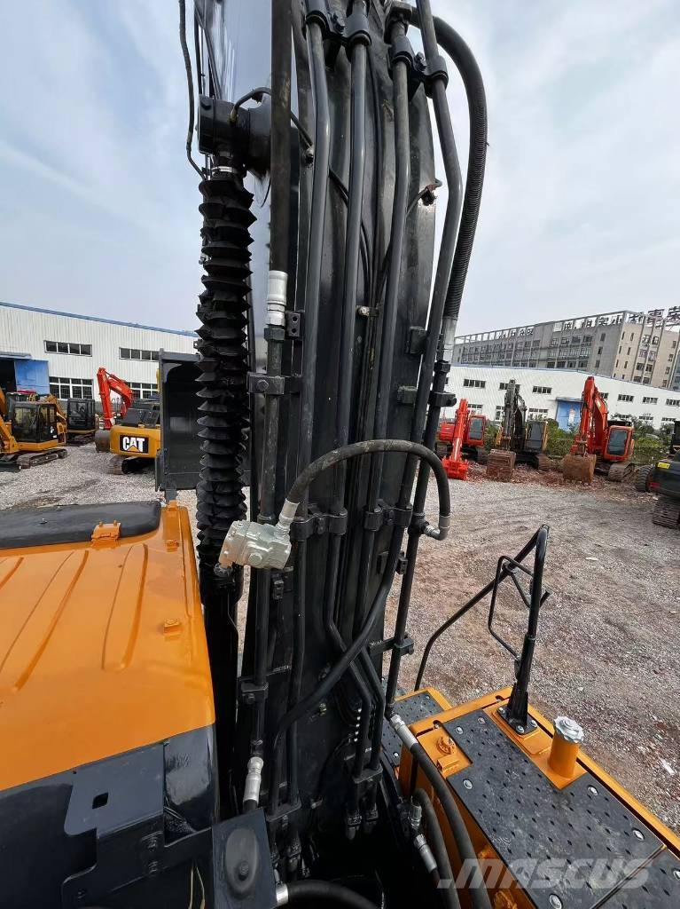 Hyundai 210W-9S Gravemaskiner på hjul