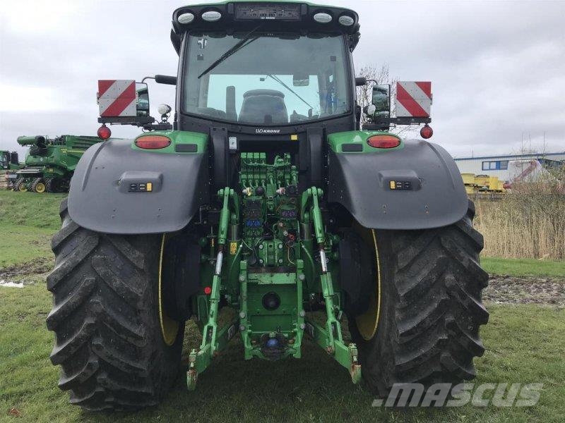 John Deere 6250R Traktoren