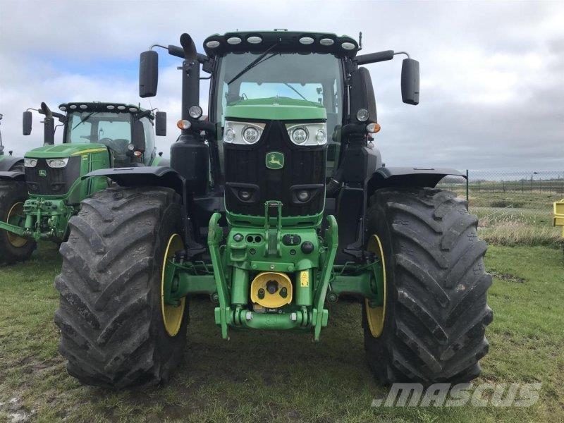 John Deere 6250R Traktoren