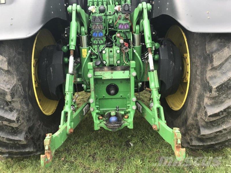 John Deere 6250R Traktoren