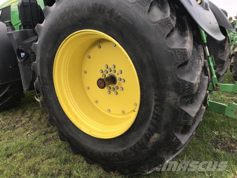John Deere 6250R Traktoren