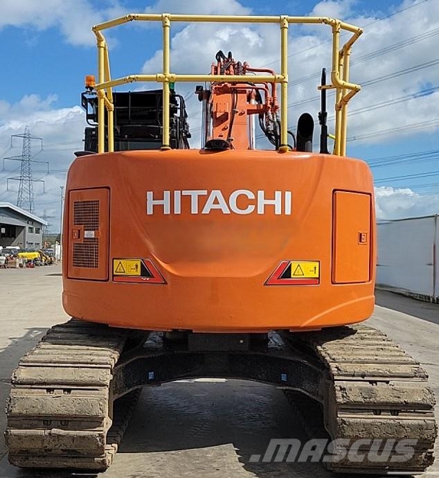 Hitachi ZX225USLC-7 Kāpurķēžu ekskavatori