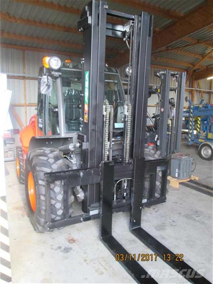 Ausa C500 HX4 Arazi tipi forklift