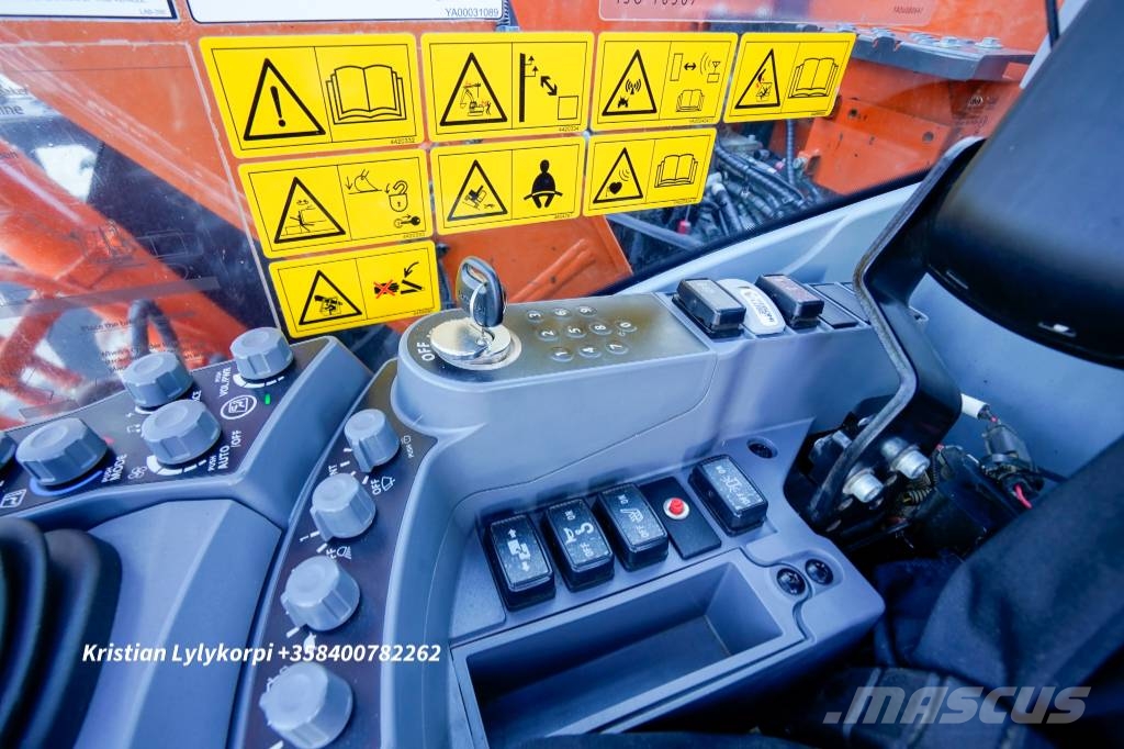 Hitachi ZX135US-7 STAGE V Telakaivukoneet
