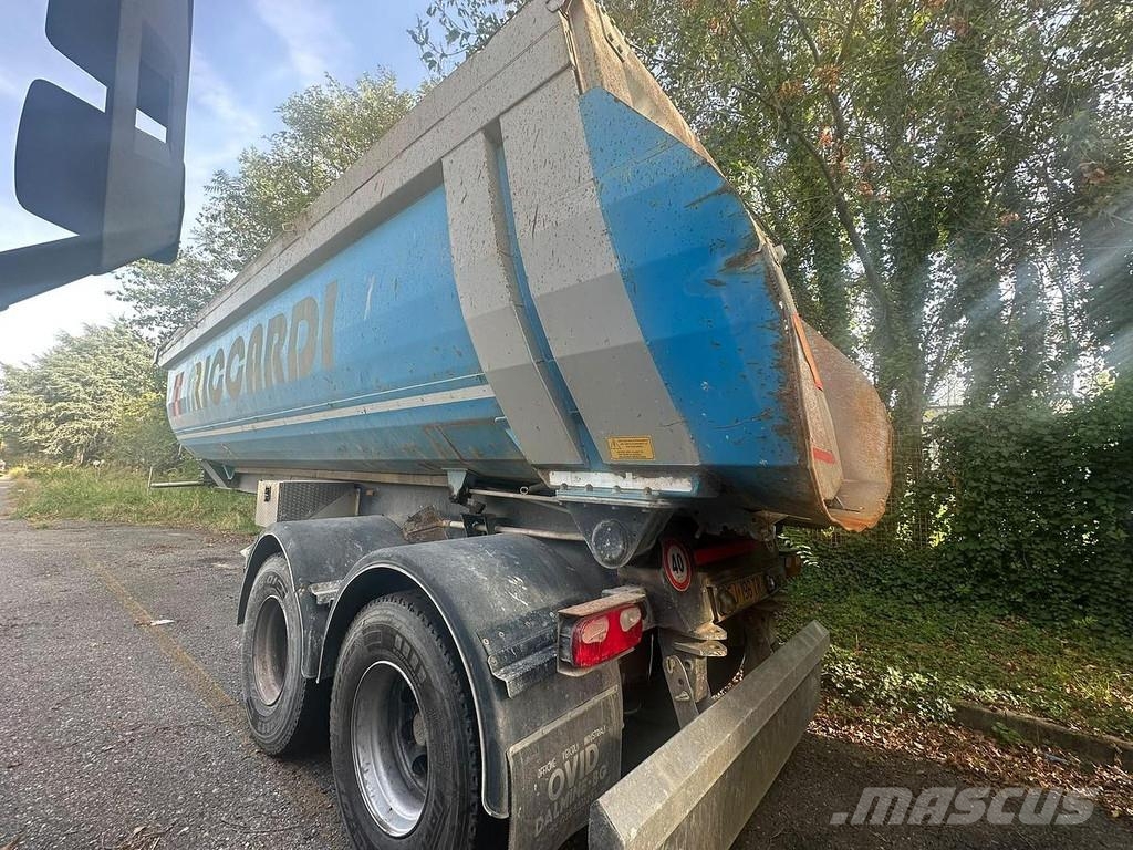 Menci SA 740 Semi-remorca Basculanta
