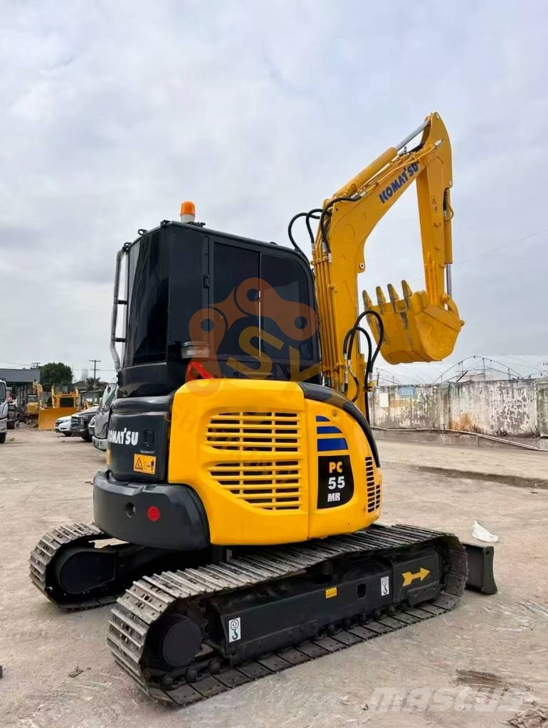Komatsu PC55MR Bagri na kolesih