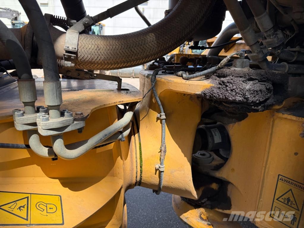 Volvo A25E ساحبات مفصلية