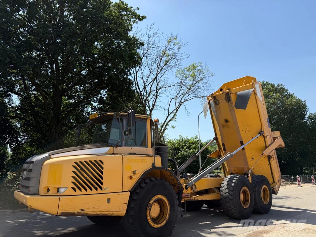 Volvo A25E ساحبات مفصلية