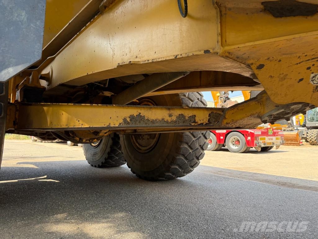 Volvo A25E ساحبات مفصلية