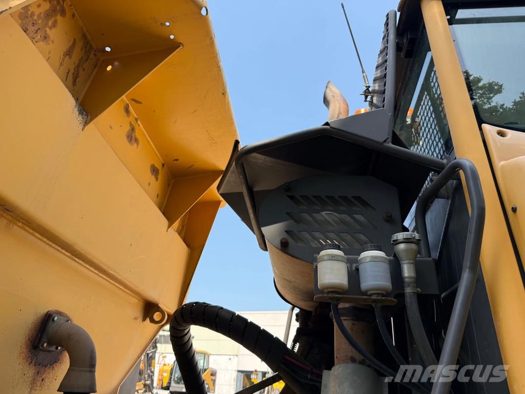 Volvo A25E ساحبات مفصلية