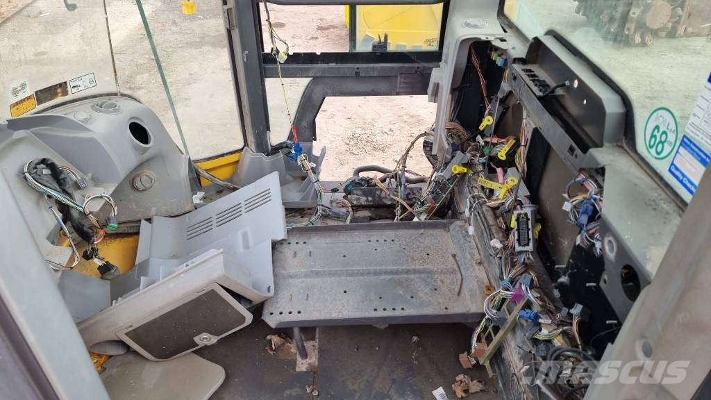 Volvo CAB FOR H SERIES Cabins and interior