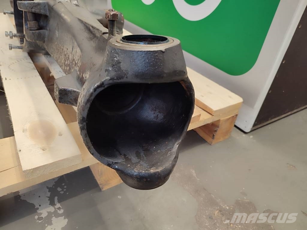  Drive axle housing 5164328 NEW HOLLAND TS 110 轴