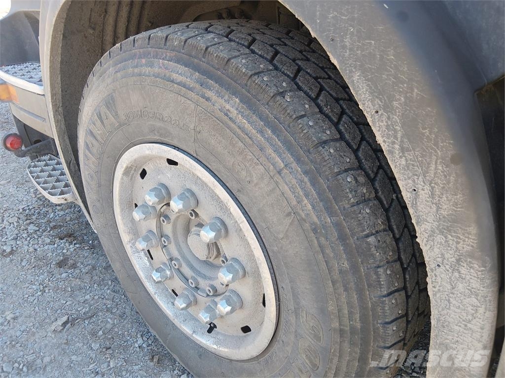 Scania R560 شاحنات نقل آلة الغابات