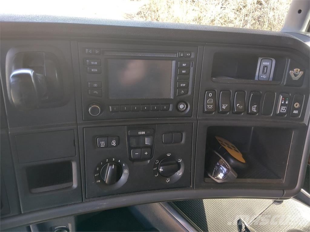 Scania R560 شاحنات نقل آلة الغابات