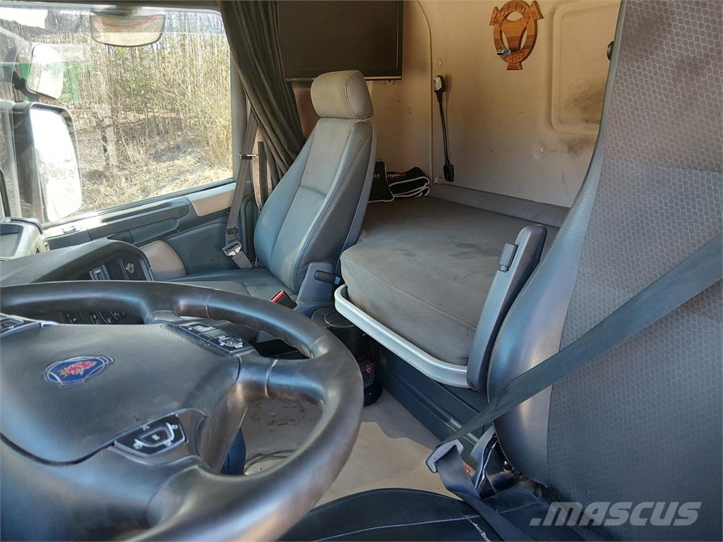 Scania R560 شاحنات نقل آلة الغابات