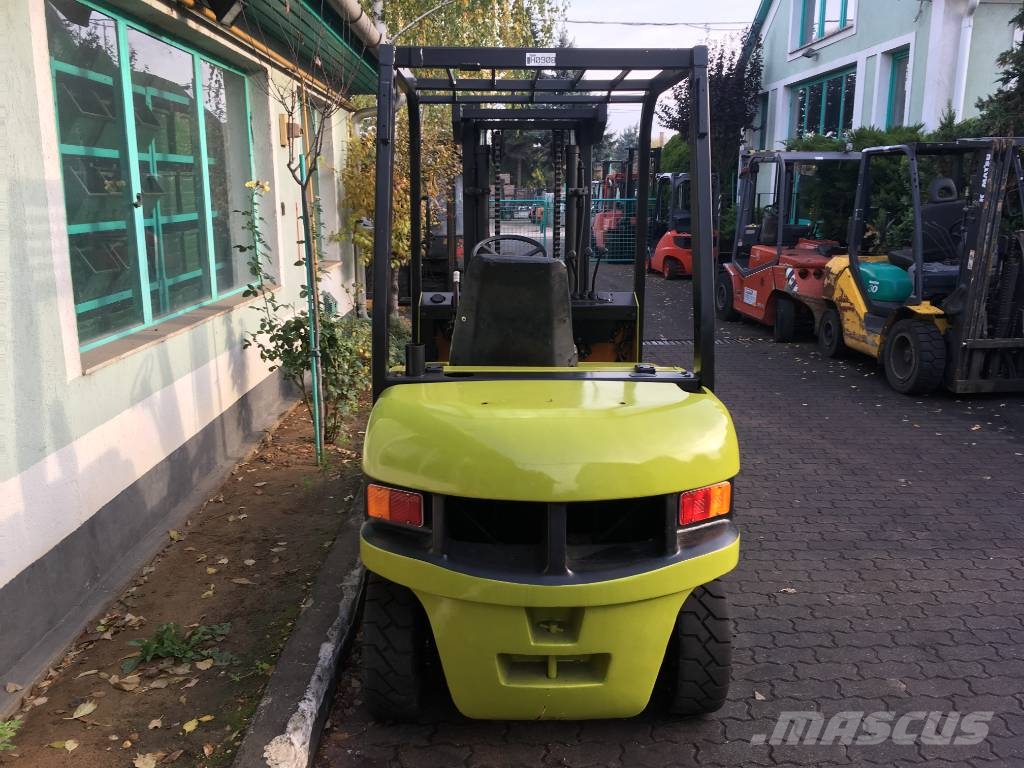Clark CMP25D SAMSUNG V-3608 EO Dizelski viličari