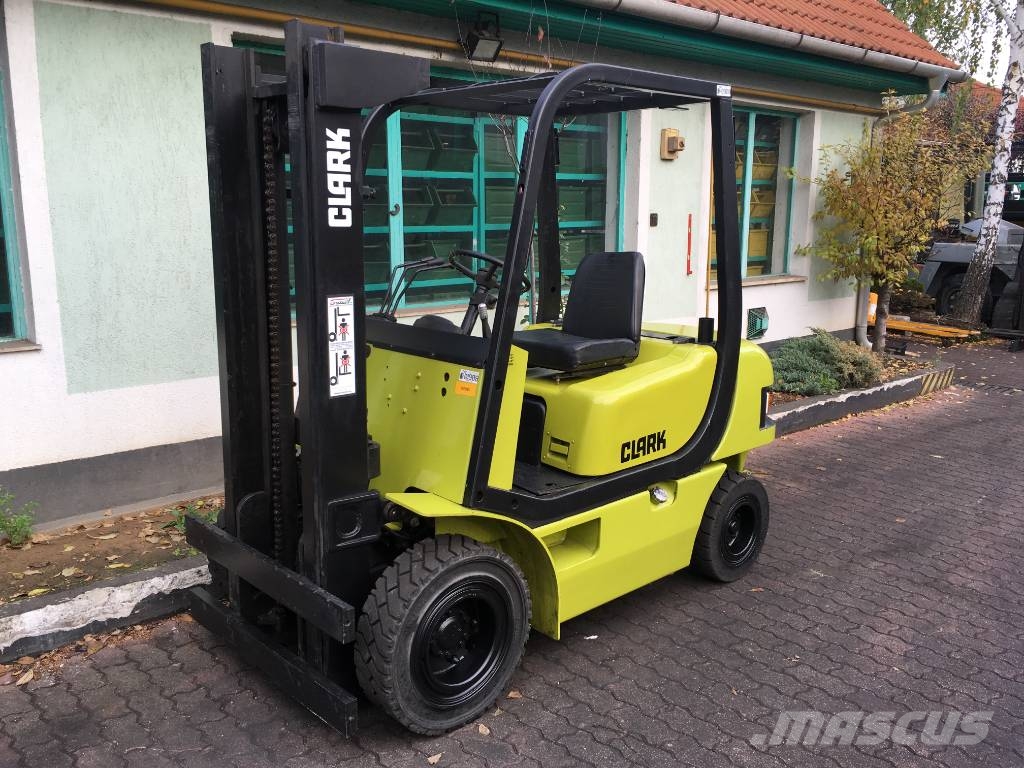 Clark CMP25D SAMSUNG V-3608 EO Dizelski viličari