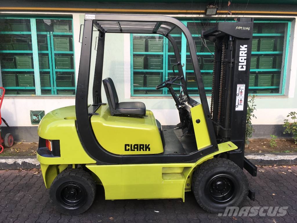 Clark CMP25D SAMSUNG V-3608 EO Dizelski viličari