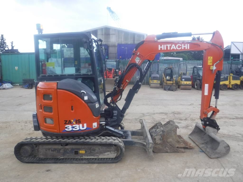 Hitachi ZX 33 U-6, 2023, Luton, Bedfordshire, United Kingdom