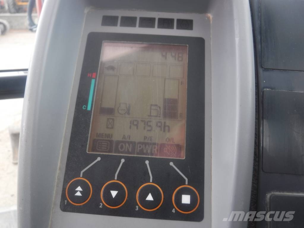 Hitachi ZX 33 U-6, 2023, Luton, Bedfordshire, United Kingdom