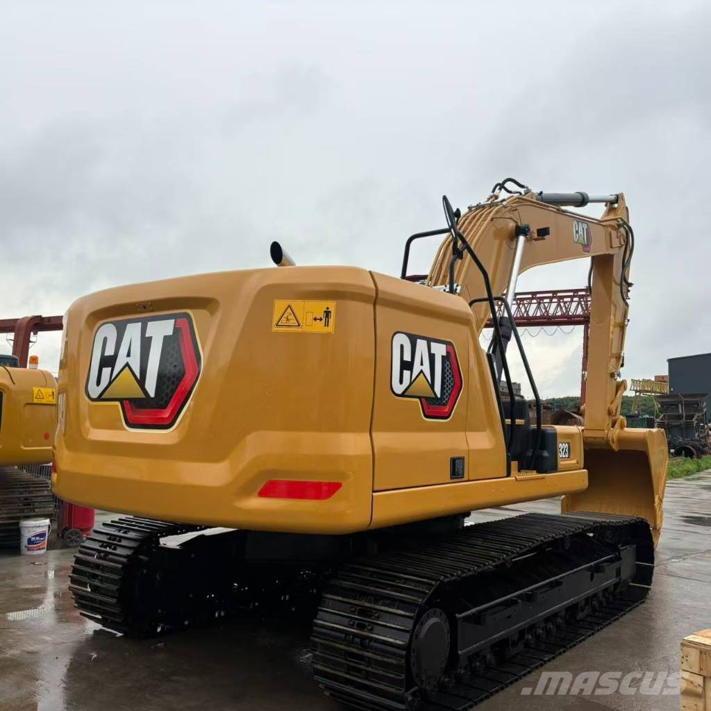 CAT 323 Bagri goseničarji