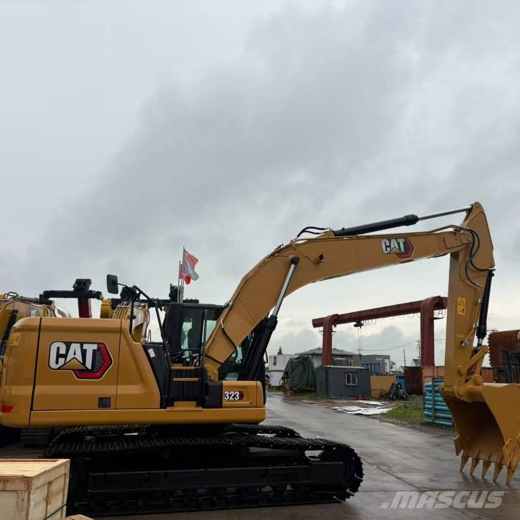 CAT 323 Bagri goseničarji