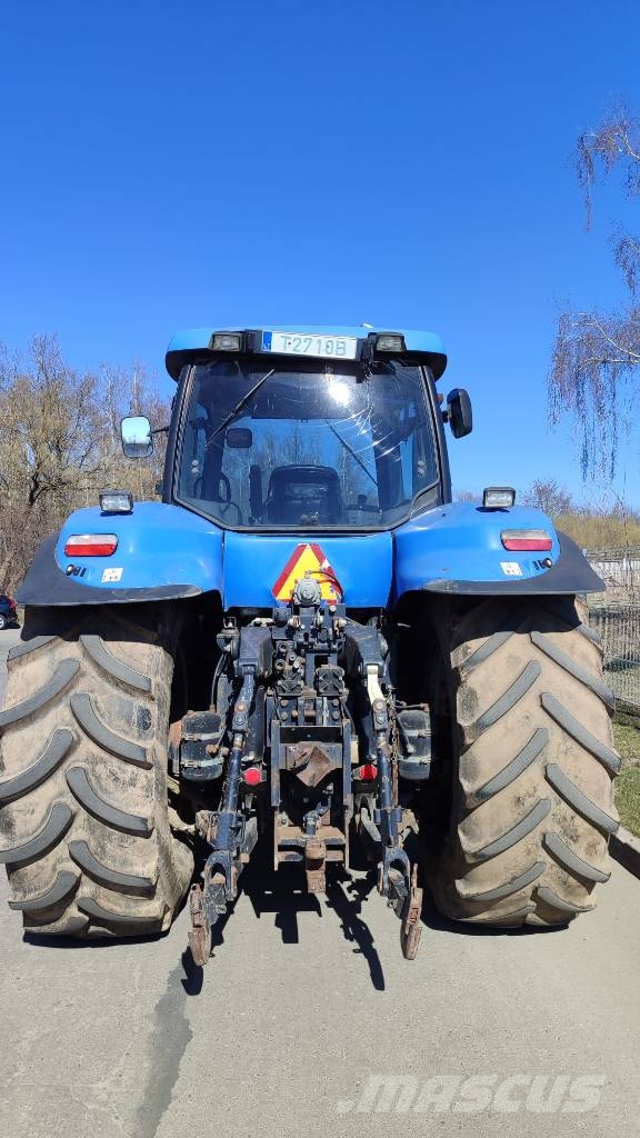 New Holland T 8050 Τρακτέρ