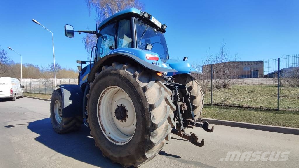 New Holland T 8050 Τρακτέρ