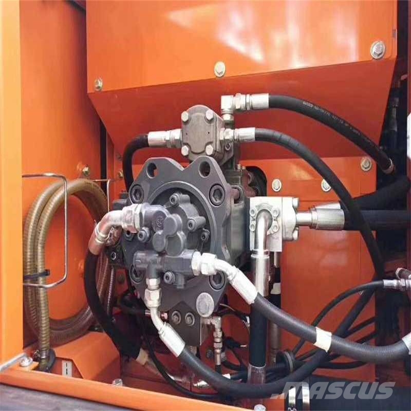 Doosan DX 225 LCA Kāpurķēžu ekskavatori