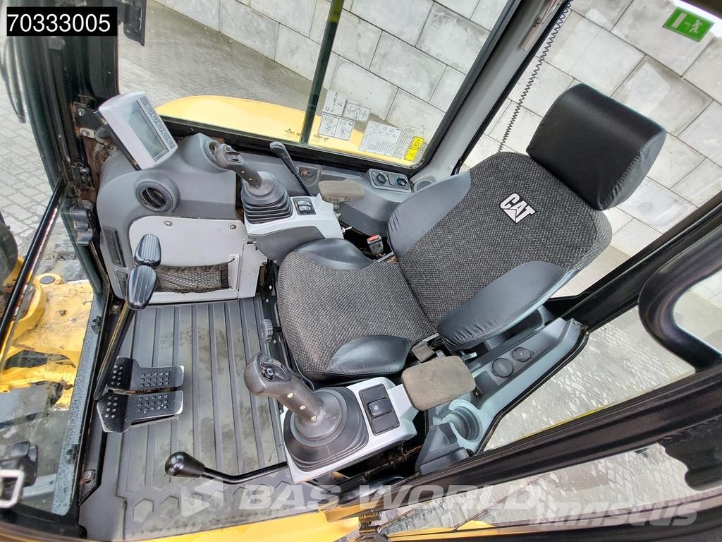 CAT 305 E2 CR Minibagger < 7t