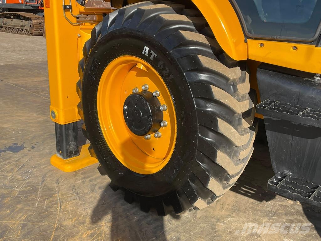 JCB 3DX 4WD hammerlines Graaf-laadcombinaties