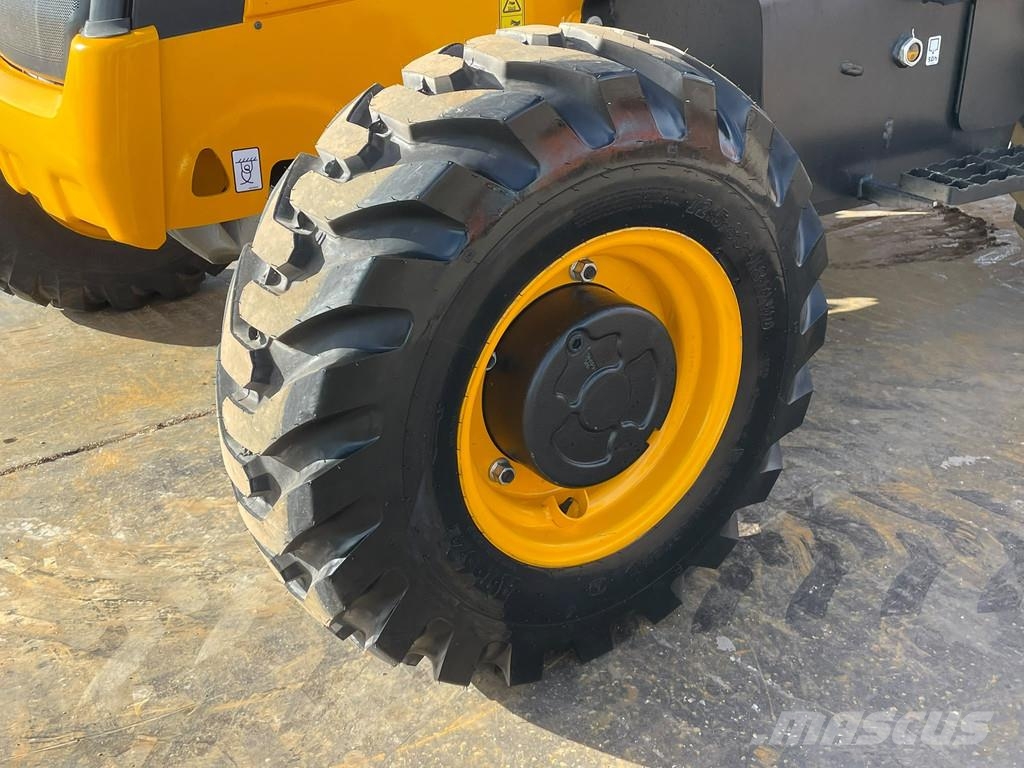 JCB 3DX 4WD hammerlines Graaf-laadcombinaties