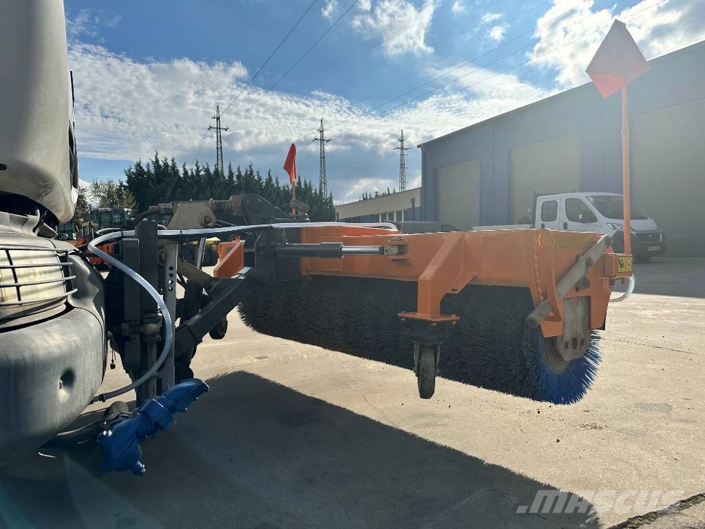 Renault Midlum 240.16 Грузовики-цистерны