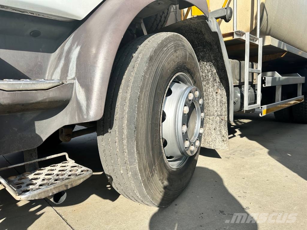 Renault Midlum 240.16 Грузовики-цистерны
