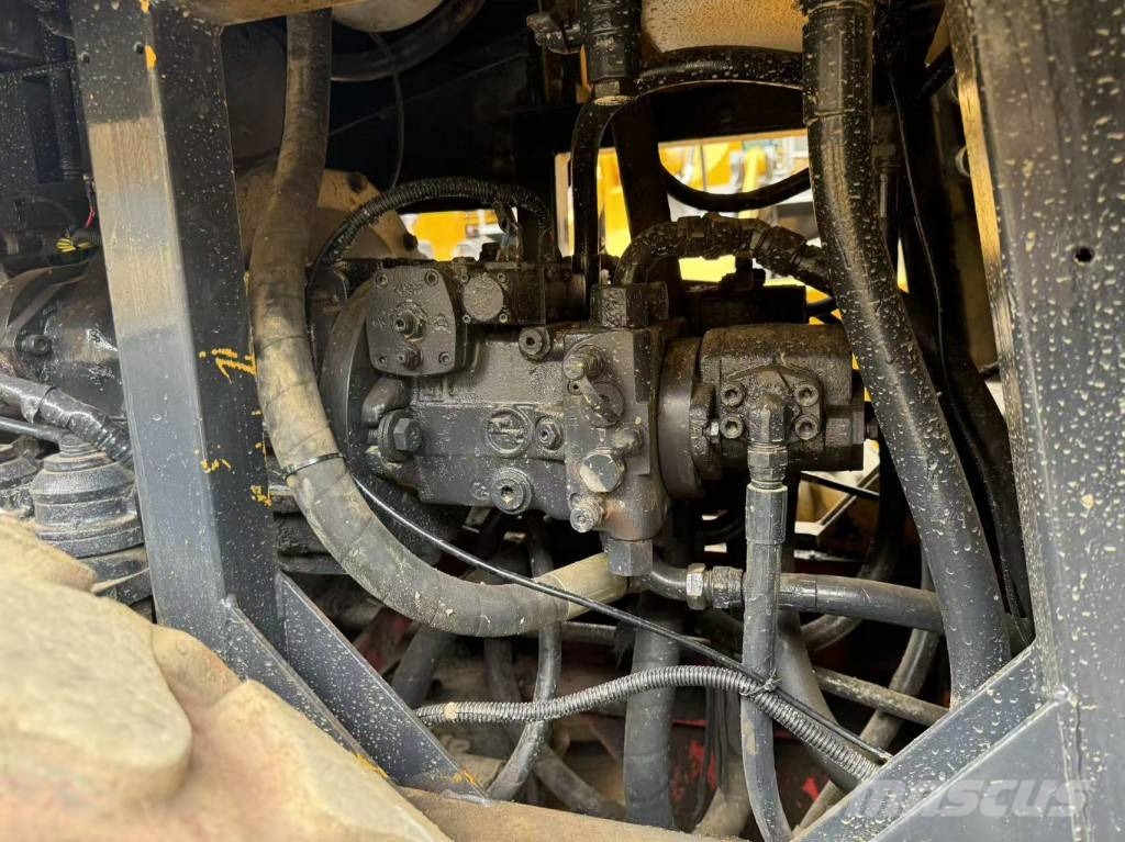 Dynapac CA 251 D مداحل أحادية الأسطوانة