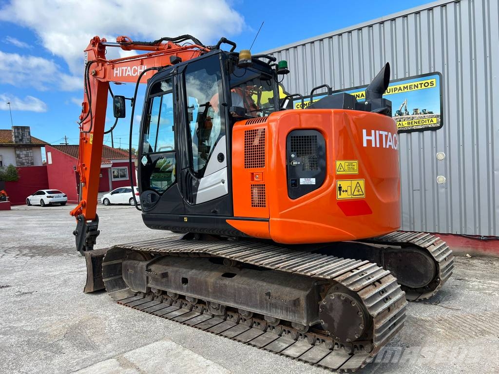 Hitachi ZX 135 US-6 Escavadeiras de esteiras