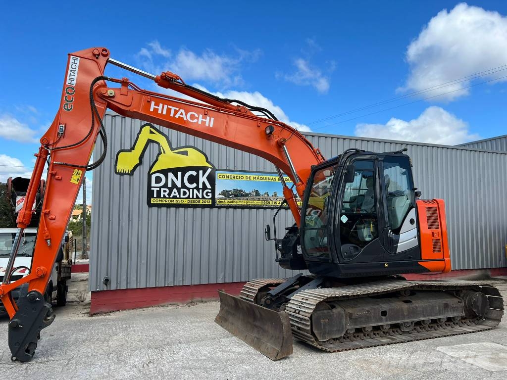 Hitachi ZX 135 US-6 Escavadeiras de esteiras
