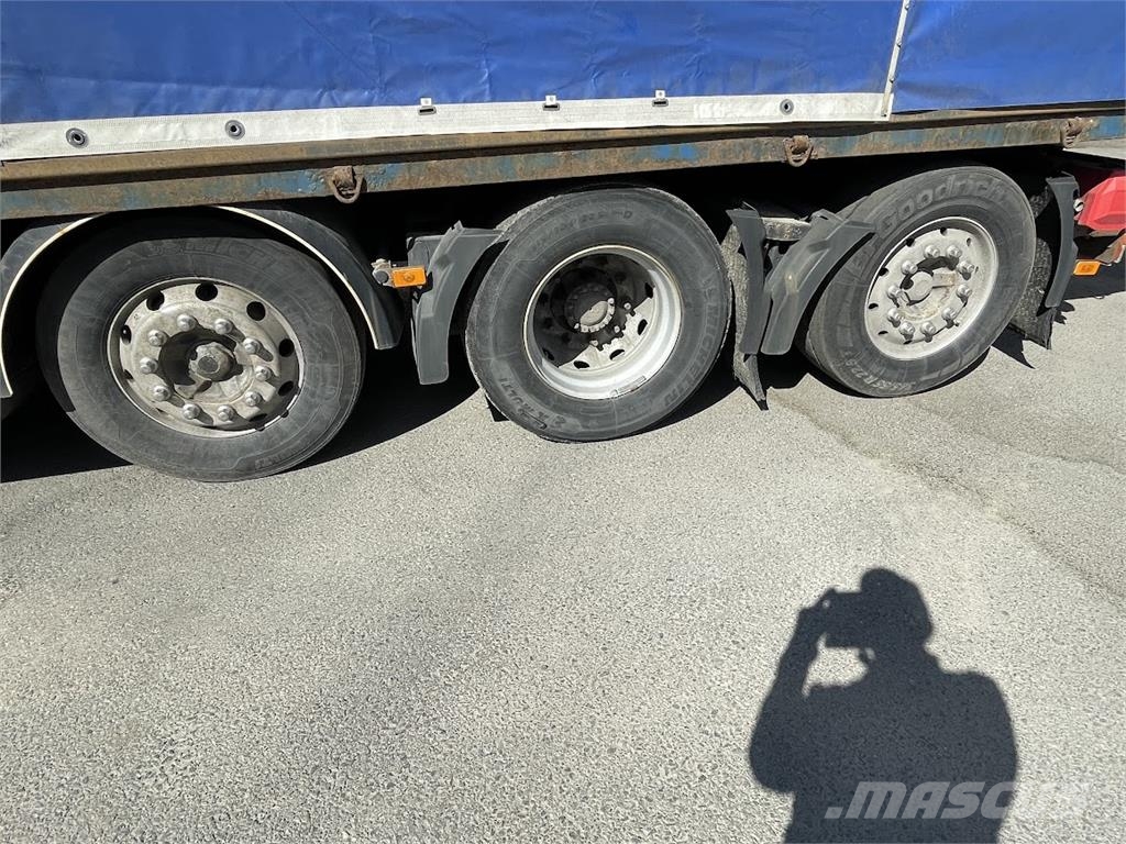 Volvo FH-D13 8x2 Camiones plataforma