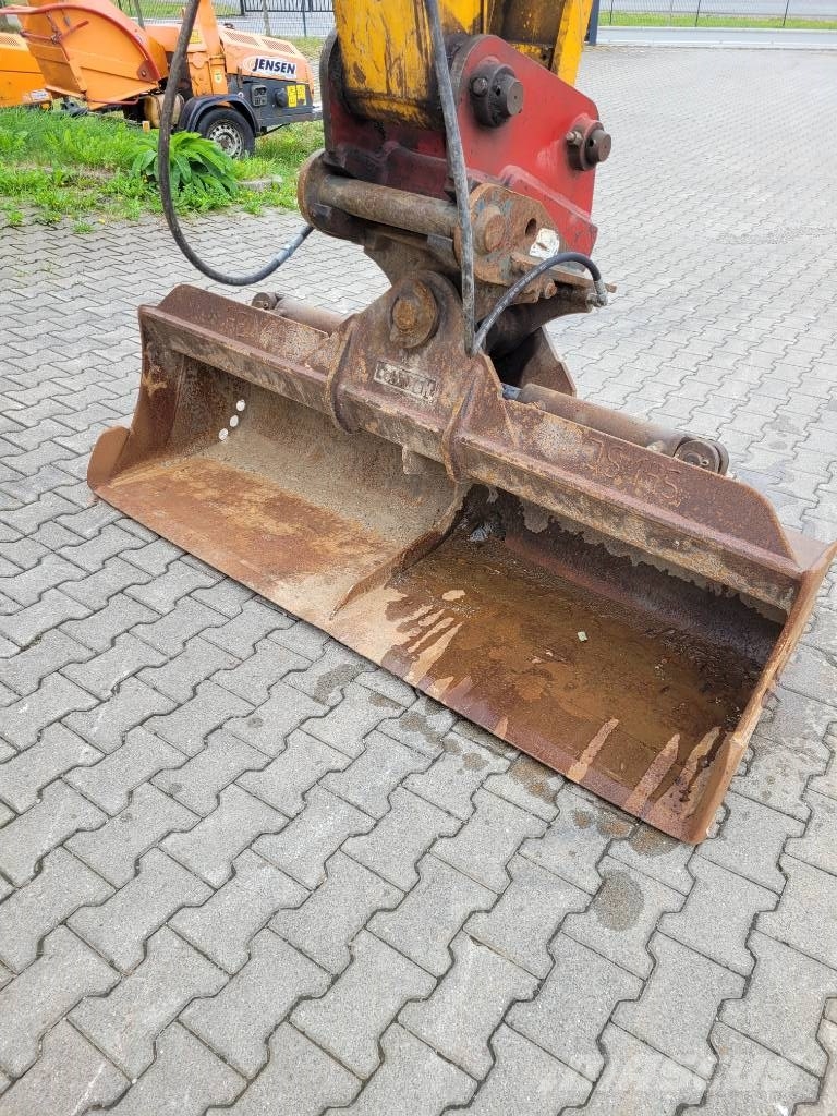 JCB JS 145 W Pyöräkaivukoneet