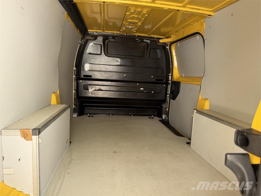 Peugeot Expert VIN 335 Kistehergépjárművek