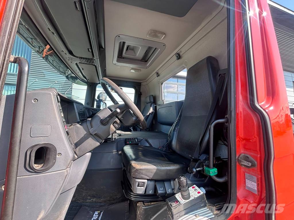 Scania P380 Camiones polibrazo