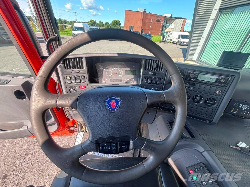 Scania P380 Camiones polibrazo