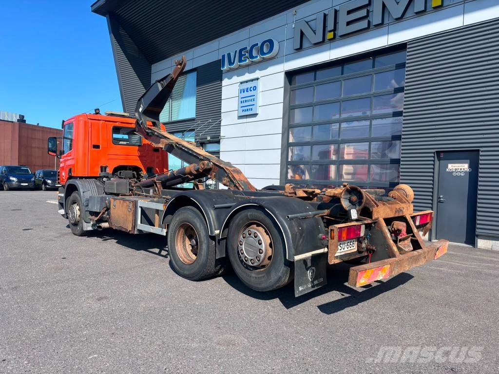 Scania P380 Camiones polibrazo