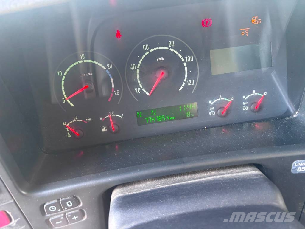 Scania P380 Camiones polibrazo