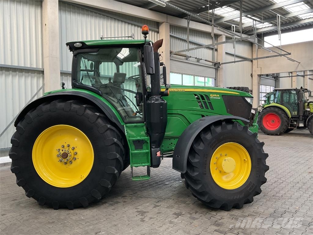 John Deere 6215R Tratores Agrícolas usados