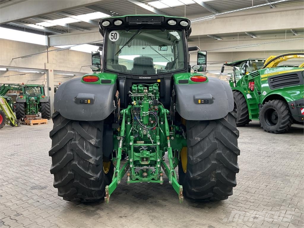 John Deere 6215R Tratores Agrícolas usados