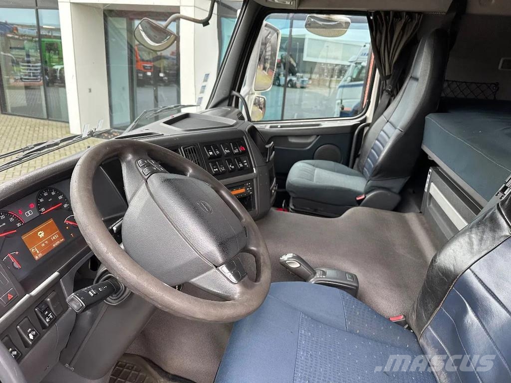 Volvo FM 420 6x2 Tractor unit / SZM HMF 4720 + Flyjib ,w Trækkere