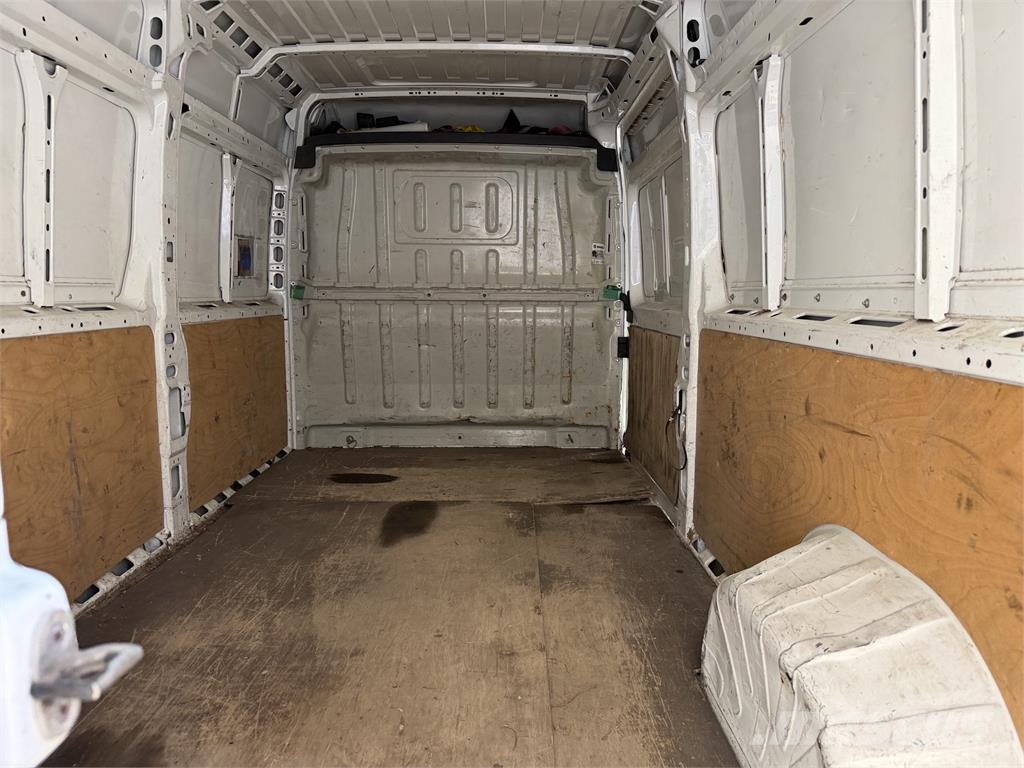 Peugeot Boxer VIN 205 Krovininiai furgonai