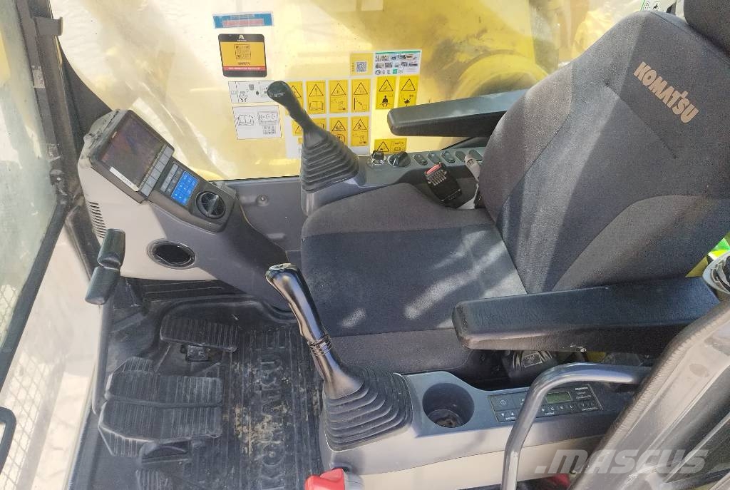 Komatsu PC500LC (Multiple units available for sale in KSA) حفارات زحافة