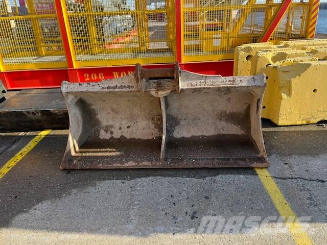 Komatsu PC 210 LC-11 Rupsgraafmachines